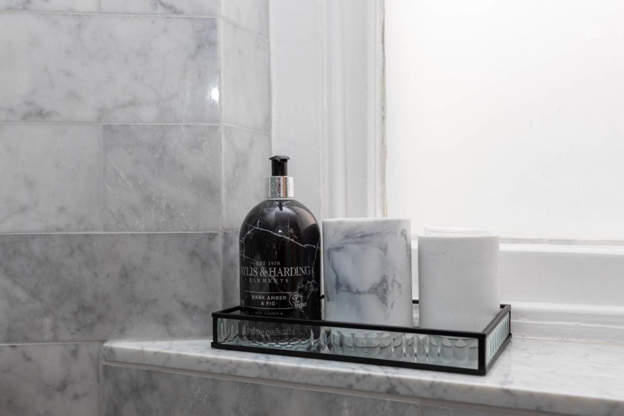Stylish 2 Bedroom Apartment Near Oxford Street London Eksteriør bilde